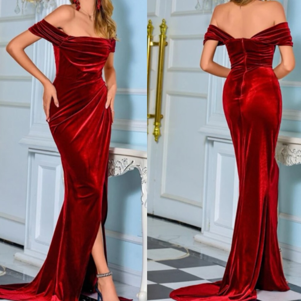 Luxe plunging V neckline slit thigh long sleeve party velvet dress - Picture 10 of 12